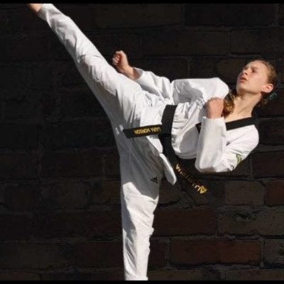 Pinnacle Martial Arts in Tempe for kids teens and adults of all ages and levels. Martial Arts Tempe
